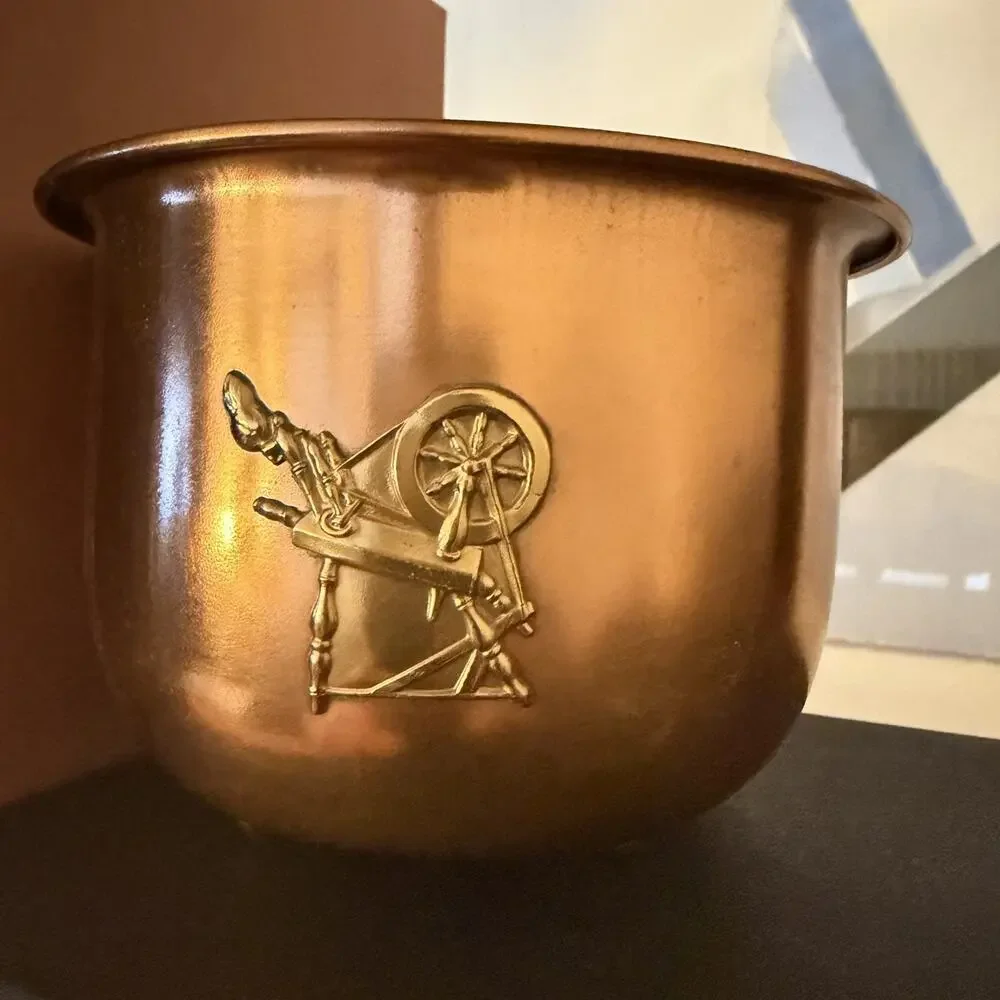 Copper Planter Pot Footed 3.25” Spinning Wheel Emblem
